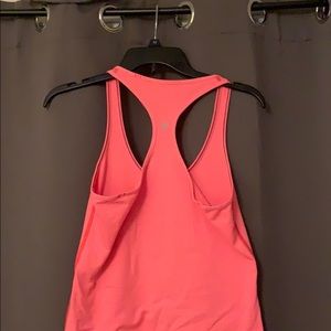 Lulu lemon tank